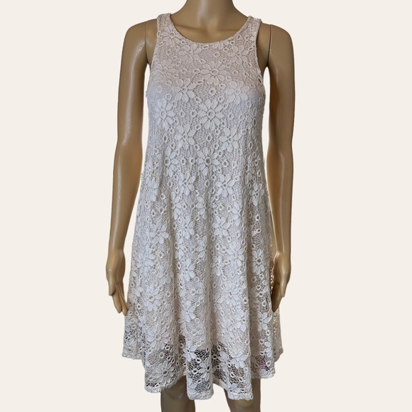 Ginger G A-Line Dress Medium M Cream Full Lace Lined Knee Length Stretch - Picture 1 of 16